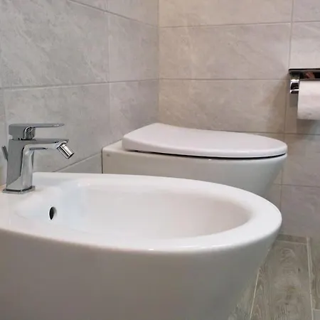 בית נופש Casa Paola 300m Con Vista Mare