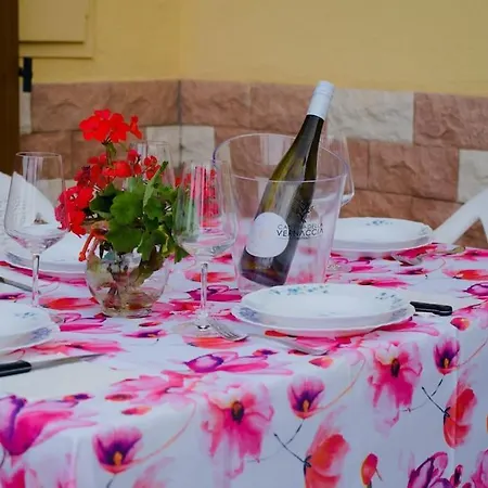 Casa Paola 300m Con Vista Mare בית נופש *